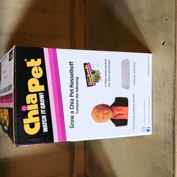 Hasselhoff Chia Pet - Picture 4 of 6